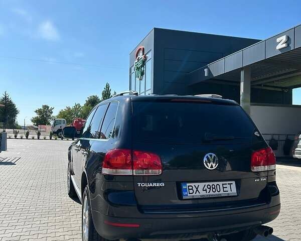 Чорний Фольксваген Туарег, об'ємом двигуна 3 л та пробігом 247 тис. км за 10200 $, фото 1 на Automoto.ua