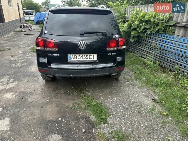 Черный Фольксваген Туарег, объемом двигателя 2.97 л и пробегом 275 тыс. км за 12300 $, фото 1 на Automoto.ua