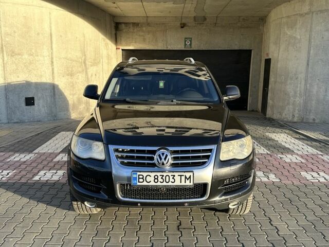 Чорний Фольксваген Туарег, об'ємом двигуна 3 л та пробігом 375 тис. км за 10500 $, фото 1 на Automoto.ua