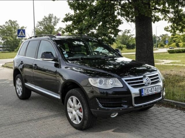 Черный Фольксваген Туарег, объемом двигателя 3 л и пробегом 220 тыс. км за 4100 $, фото 1 на Automoto.ua