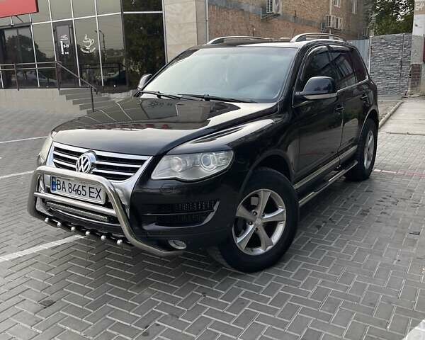 Чорний Фольксваген Туарег, об'ємом двигуна 3 л та пробігом 220 тис. км за 10500 $, фото 1 на Automoto.ua