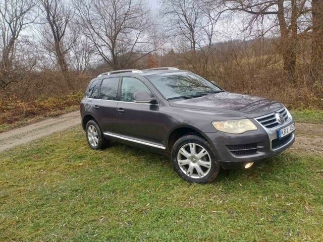 Чорний Фольксваген Туарег, об'ємом двигуна 3 л та пробігом 349 тис. км за 6500 $, фото 1 на Automoto.ua