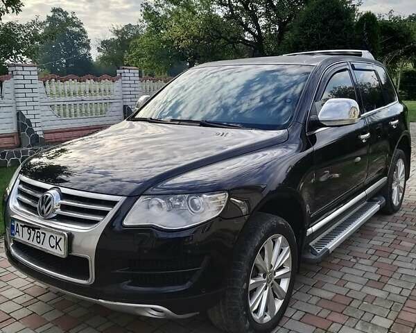 Черный Фольксваген Туарег, объемом двигателя 0 л и пробегом 218 тыс. км за 11900 $, фото 1 на Automoto.ua