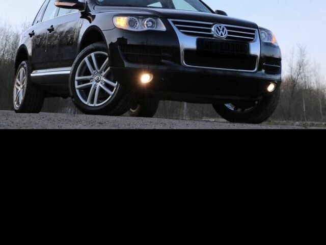 Черный Фольксваген Туарег, объемом двигателя 3 л и пробегом 267 тыс. км за 13500 $, фото 1 на Automoto.ua