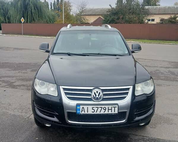 Фольксваген Туарег 2008 у Борисполе на Automoto.ua Чорний Фольксваген Туарег, об'ємом двигуна 3 л та пробігом 198 тис. км за 13000 $, фото 1 на Automoto.ua