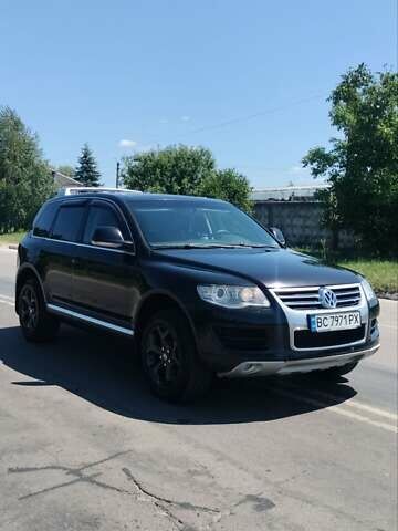 Черный Фольксваген Туарег, объемом двигателя 2.97 л и пробегом 344 тыс. км за 10950 $, фото 1 на Automoto.ua