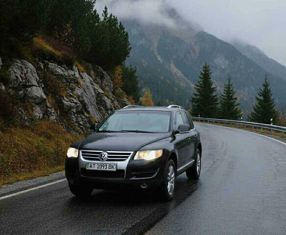 Чорний Фольксваген Туарег, об'ємом двигуна 2.5 л та пробігом 308 тис. км за 10000 $, фото 1 на Automoto.ua