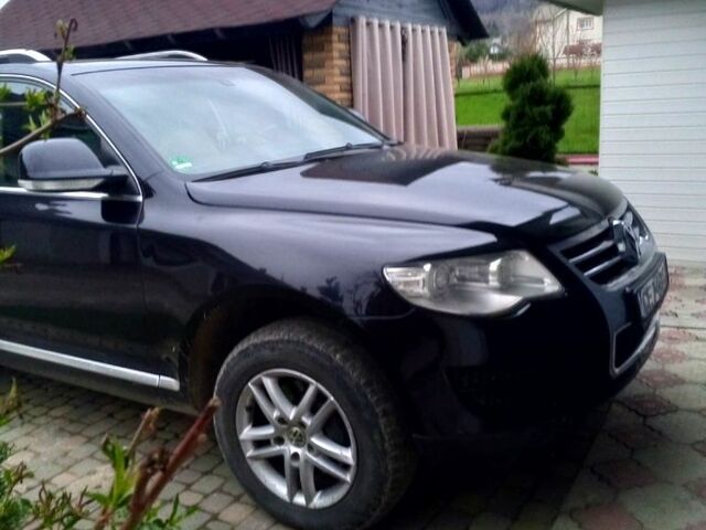 Черный Фольксваген Туарег, объемом двигателя 3 л и пробегом 262 тыс. км за 10500 $, фото 1 на Automoto.ua