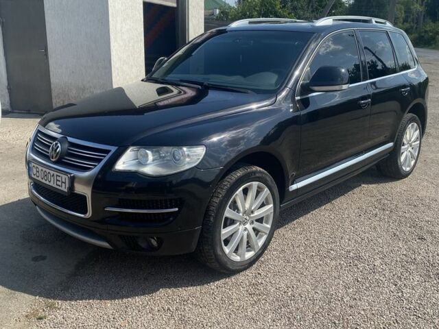 Черный Фольксваген Туарег, объемом двигателя 3 л и пробегом 290 тыс. км за 13350 $, фото 1 на Automoto.ua