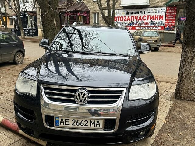 Чорний Фольксваген Туарег, об'ємом двигуна 3 л та пробігом 304 тис. км за 14200 $, фото 1 на Automoto.ua