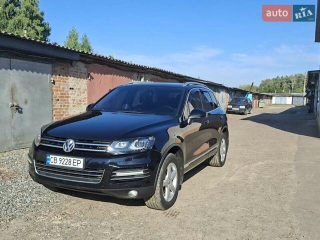 Черный Фольксваген Туарег, объемом двигателя 2.97 л и пробегом 290 тыс. км за 16500 $, фото 1 на Automoto.ua