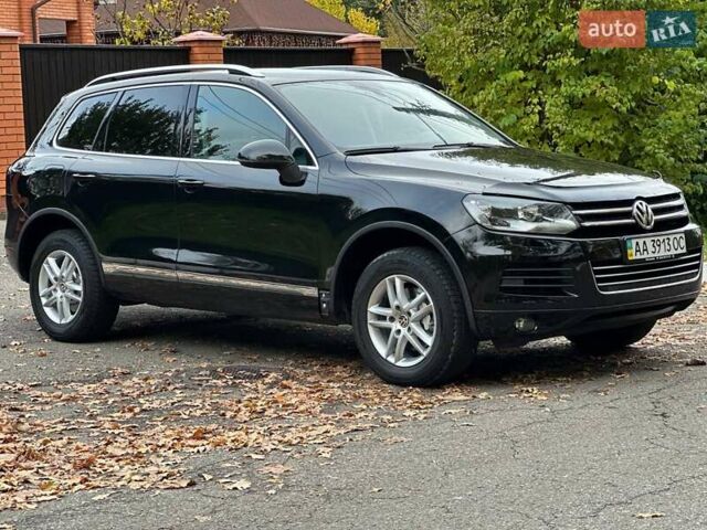 Чорний Фольксваген Туарег, об'ємом двигуна 3 л та пробігом 210 тис. км за 16500 $, фото 1 на Automoto.ua
