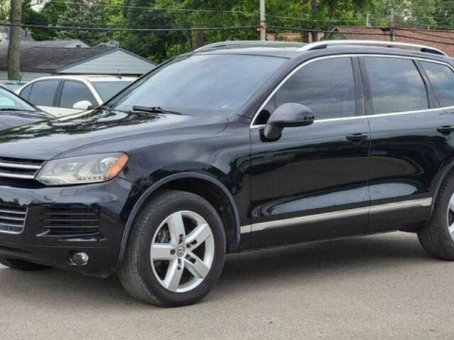 Черный Фольксваген Туарег, объемом двигателя 3 л и пробегом 236 тыс. км за 2700 $, фото 1 на Automoto.ua