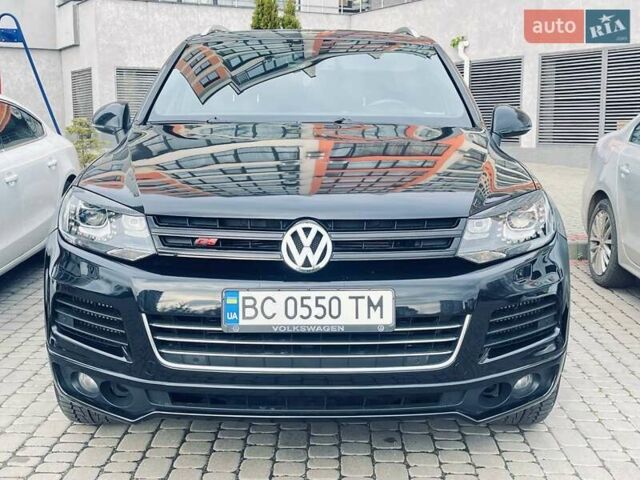 Черный Фольксваген Туарег, объемом двигателя 2.97 л и пробегом 247 тыс. км за 22999 $, фото 1 на Automoto.ua