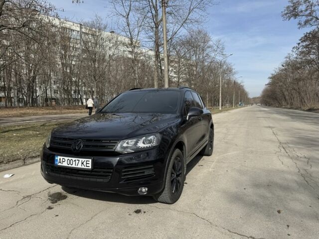 Чорний Фольксваген Туарег, об'ємом двигуна 3 л та пробігом 307 тис. км за 17000 $, фото 1 на Automoto.ua