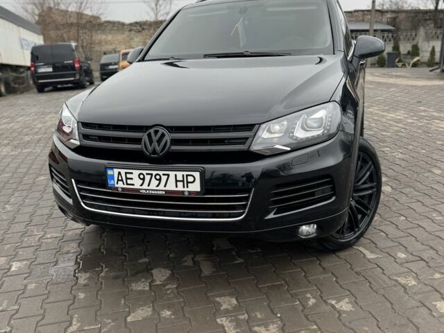 Черный Фольксваген Туарег, объемом двигателя 2.97 л и пробегом 157 тыс. км за 24500 $, фото 1 на Automoto.ua