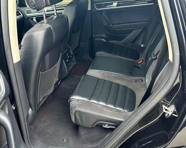 Чорний Фольксваген Туарег, об'ємом двигуна 2.97 л та пробігом 220 тис. км за 24500 $, фото 1 на Automoto.ua