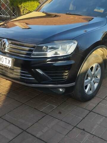 Черный Фольксваген Туарег, объемом двигателя 3 л и пробегом 267 тыс. км за 20000 $, фото 1 на Automoto.ua