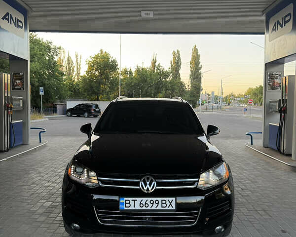 Чорний Фольксваген Туарег, об'ємом двигуна 2.97 л та пробігом 400 тис. км за 19300 $, фото 1 на Automoto.ua