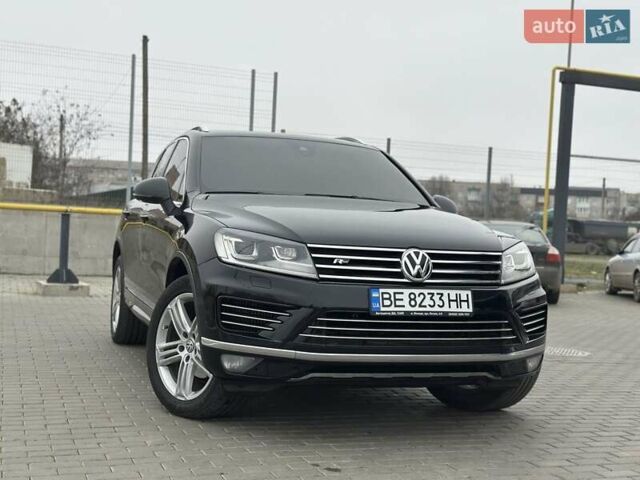 Чорний Фольксваген Туарег, об'ємом двигуна 3 л та пробігом 246 тис. км за 27700 $, фото 1 на Automoto.ua
