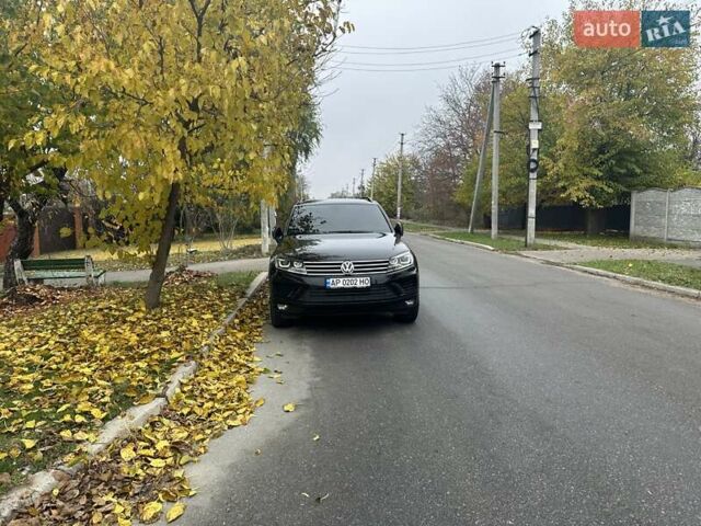 Черный Фольксваген Туарег, объемом двигателя 2.97 л и пробегом 270 тыс. км за 21500 $, фото 1 на Automoto.ua
