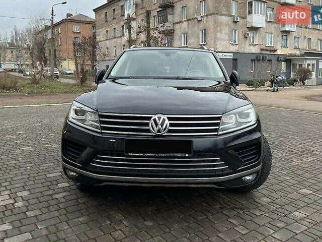 Черный Фольксваген Туарег, объемом двигателя 2.97 л и пробегом 99 тыс. км за 25100 $, фото 1 на Automoto.ua