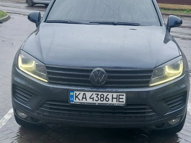 Черный Фольксваген Туарег, объемом двигателя 3.6 л и пробегом 135 тыс. км за 20000 $, фото 1 на Automoto.ua