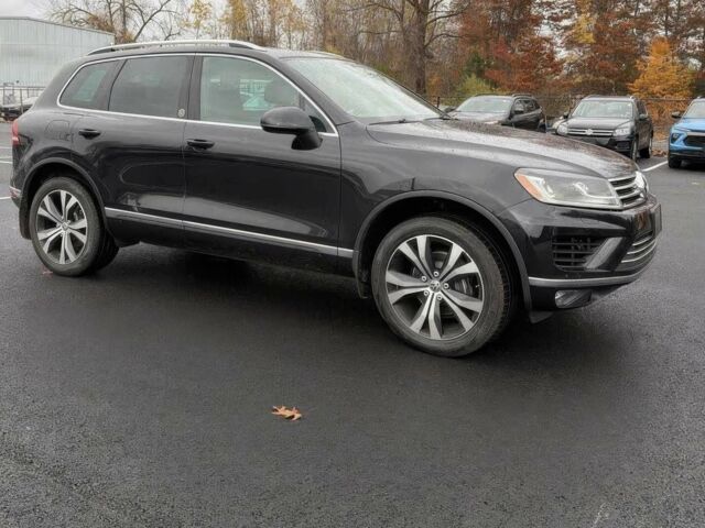 Черный Фольксваген Туарег, объемом двигателя 3 л и пробегом 67 тыс. км за 6500 $, фото 1 на Automoto.ua