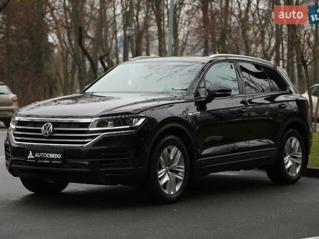 Чорний Фольксваген Туарег, об'ємом двигуна 2.99 л та пробігом 120 тис. км за 35000 $, фото 1 на Automoto.ua