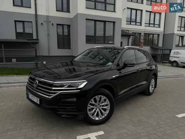 Фольксваген Туарег 2019 в Дубно на Automoto.ua Черный Фольксваген Туарег, объемом двигателя 3 л и пробегом 48 тыс. км за 43500 $, фото 1 на Automoto.ua