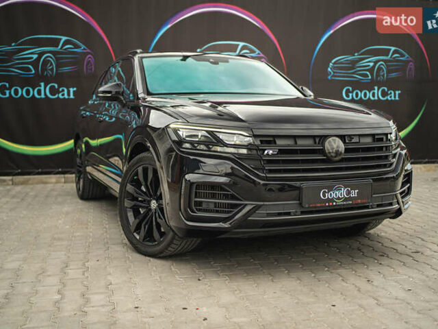 Черный Фольксваген Туарег, объемом двигателя 3.96 л и пробегом 170 тыс. км за 57777 $, фото 1 на Automoto.ua