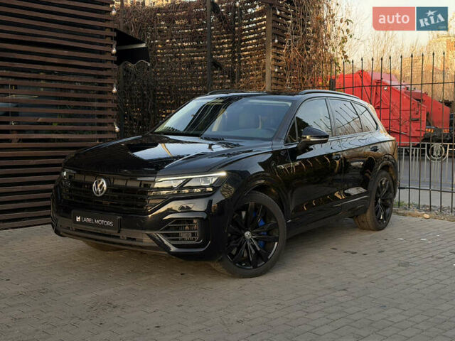 Чорний Фольксваген Туарег, об'ємом двигуна 3.96 л та пробігом 115 тис. км за 57900 $, фото 1 на Automoto.ua