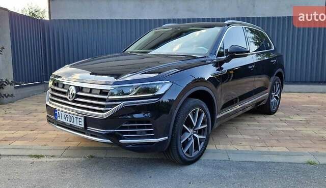 Черный Фольксваген Туарег, объемом двигателя 2.97 л и пробегом 66 тыс. км за 58800 $, фото 1 на Automoto.ua