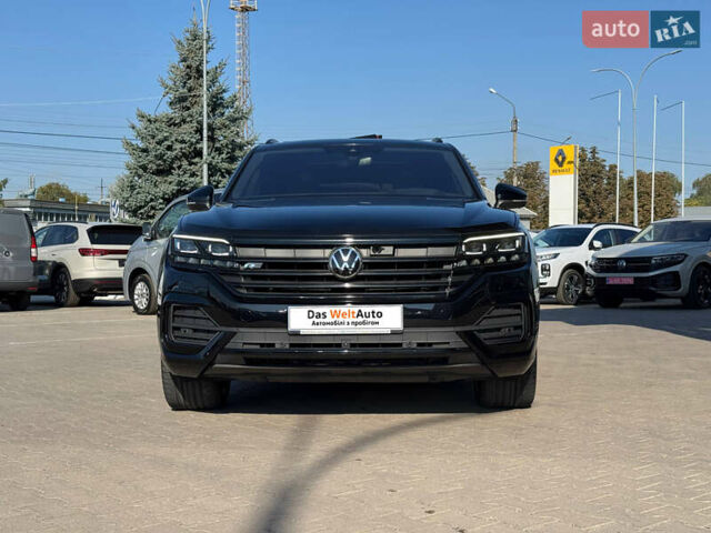 Чорний Фольксваген Туарег, об'ємом двигуна 2.97 л та пробігом 114 тис. км за 61900 $, фото 1 на Automoto.ua