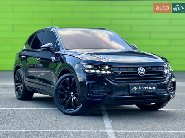 Черный Фольксваген Туарег, объемом двигателя 3 л и пробегом 171 тыс. км за 51999 $, фото 1 на Automoto.ua
