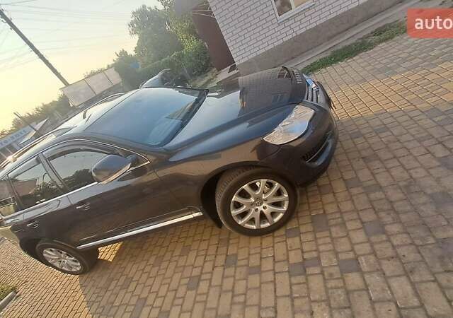 Коричневий Фольксваген Туарег, об'ємом двигуна 3.6 л та пробігом 223 тис. км за 10700 $, фото 1 на Automoto.ua