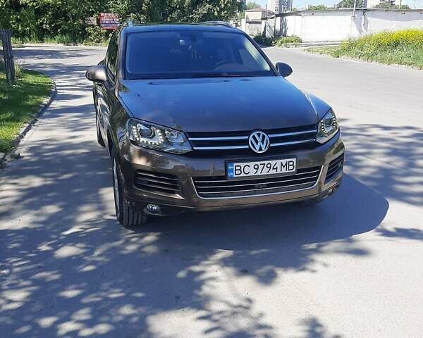 Коричневий Фольксваген Туарег, об'ємом двигуна 2.97 л та пробігом 215 тис. км за 18700 $, фото 1 на Automoto.ua