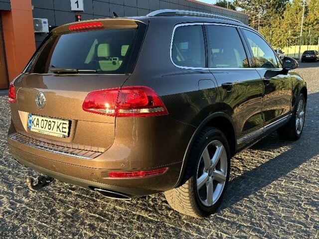 Коричневий Фольксваген Туарег, об'ємом двигуна 3 л та пробігом 278 тис. км за 18000 $, фото 1 на Automoto.ua