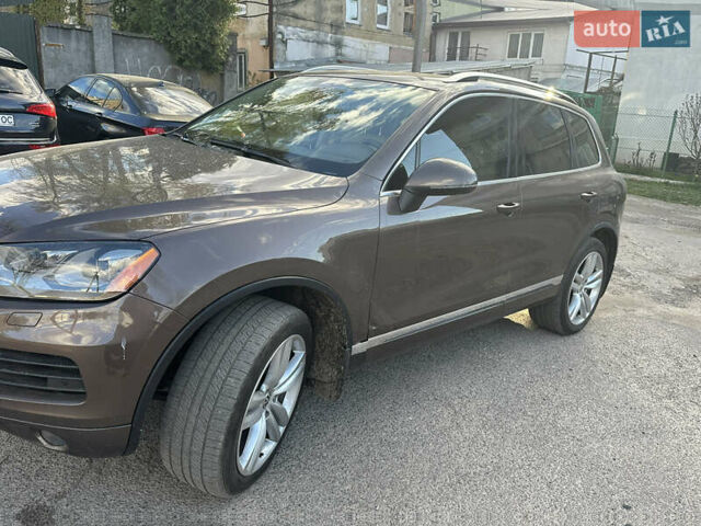 Коричневий Фольксваген Туарег, об'ємом двигуна 2.97 л та пробігом 175 тис. км за 19800 $, фото 1 на Automoto.ua