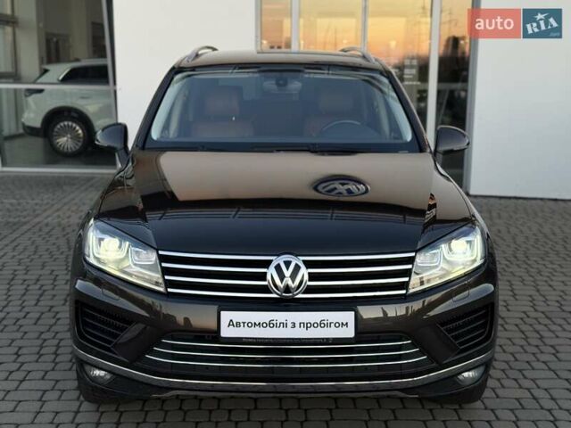 Коричневий Фольксваген Туарег, об'ємом двигуна 2.97 л та пробігом 220 тис. км за 28990 $, фото 1 на Automoto.ua