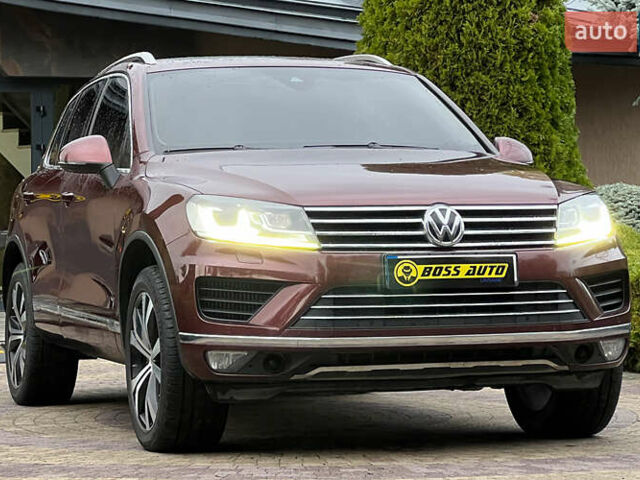 Красный Фольксваген Туарег, объемом двигателя 2.97 л и пробегом 191 тыс. км за 40500 $, фото 1 на Automoto.ua