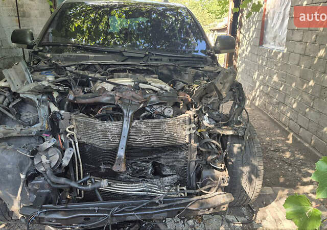 Фольксваген Туарег, объемом двигателя 3.2 л и пробегом 250 тыс. км за 2000 $, фото 1 на Automoto.ua