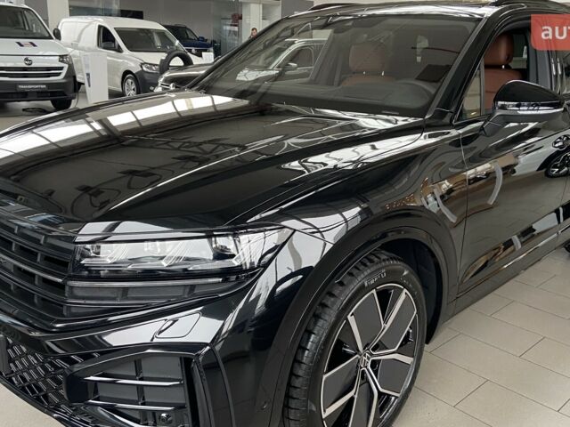 Фольксваген Туарег, объемом двигателя 2.97 л и пробегом 0 тыс. км за 87720 $, фото 1 на Automoto.ua