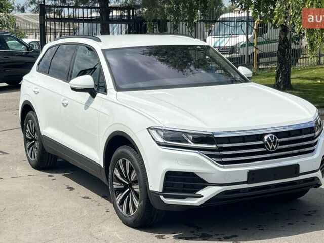 Фольксваген Туарег, объемом двигателя 2.97 л и пробегом 0 тыс. км за 71000 $, фото 1 на Automoto.ua