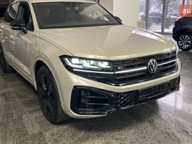 купити нове авто Фольксваген Туарег 2025 року від офіційного дилера Автодім Атлант на Вацлава Гавела Фольксваген фото