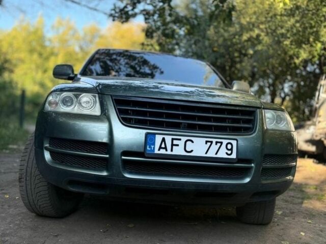 Сірий Фольксваген Туарег, об'ємом двигуна 3.2 л та пробігом 416 тис. км за 4800 $, фото 1 на Automoto.ua