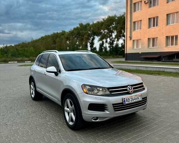Сірий Фольксваген Туарег, об'ємом двигуна 2.97 л та пробігом 269 тис. км за 16500 $, фото 1 на Automoto.ua