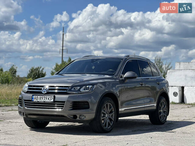 Сірий Фольксваген Туарег, об'ємом двигуна 2.97 л та пробігом 261 тис. км за 19999 $, фото 1 на Automoto.ua
