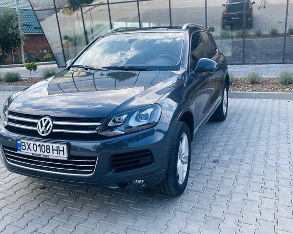 Сірий Фольксваген Туарег, об'ємом двигуна 2.97 л та пробігом 267 тис. км за 21499 $, фото 1 на Automoto.ua