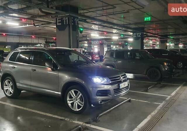 Сірий Фольксваген Туарег, об'ємом двигуна 2.97 л та пробігом 202 тис. км за 21500 $, фото 1 на Automoto.ua